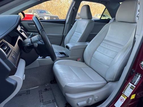 2016 Toyota Camry XSE