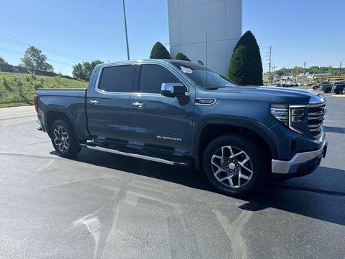 2024 GMC Sierra 1500 SLT