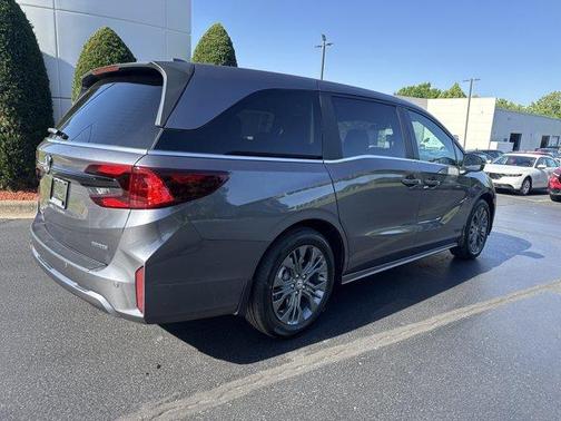 Modern Steel Metallic 2026 Honda Odyssey Touring