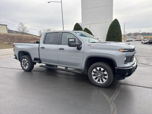 2024 Chevrolet Silverado 2500 Custom