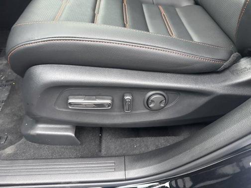 Crystal Black Pearl 2026 Honda CR-V Hybrid Sport-L