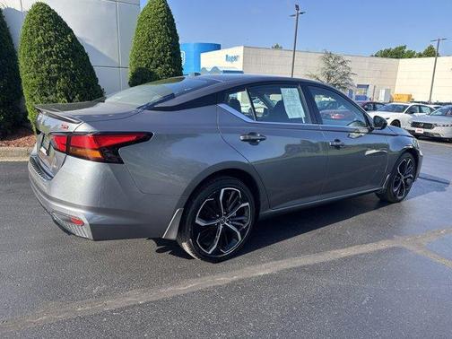 2023 Nissan Altima 2.5 SR