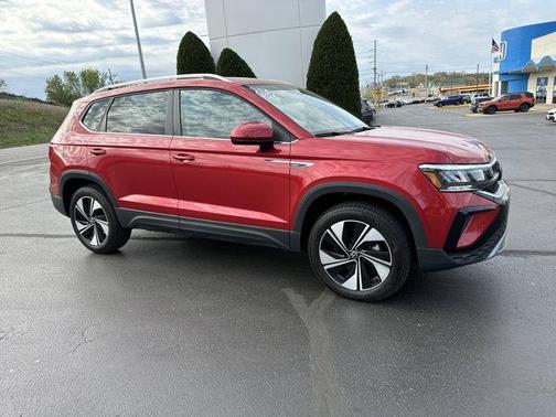2024 Volkswagen Taos 1.5T SE