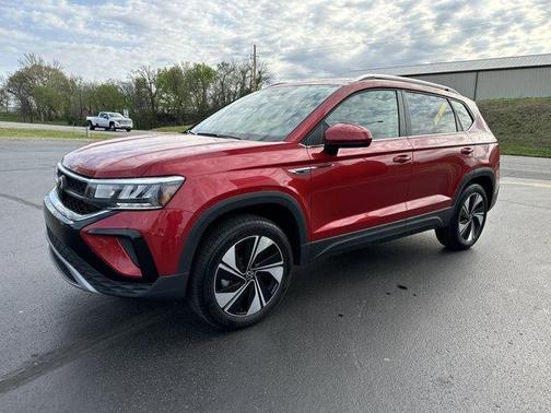 2024 Volkswagen Taos 1.5T SE