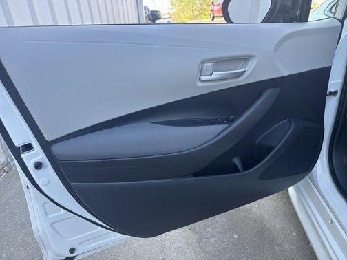 White 2021 Toyota Corolla LE