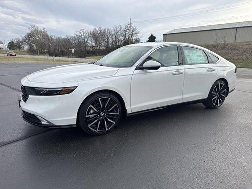 Platinum White Pearl 2026 Honda Accord Hybrid Touring