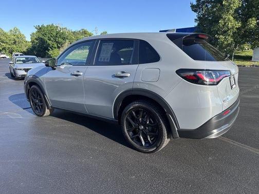 Urban Gray Pearl 2024 Honda HR-V Sport