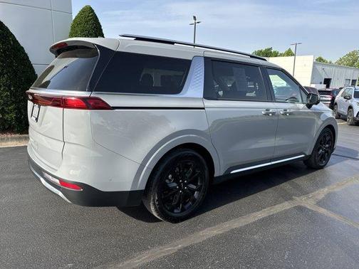 2023 Kia Carnival SX Prestige