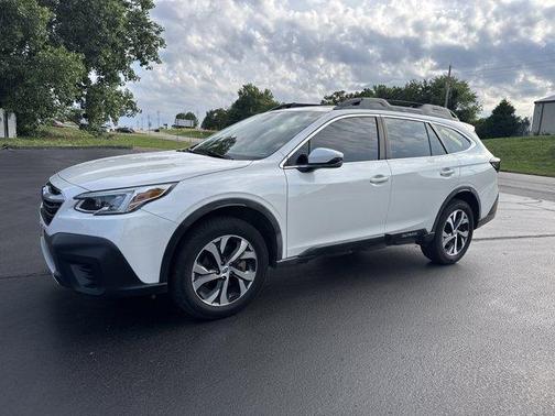 Crystal White Pearl 2020 Subaru Outback Limited