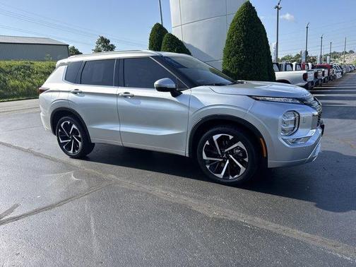 2024 Mitsubishi Outlander SEL