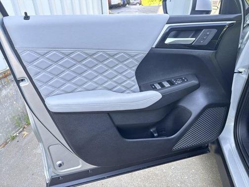 2024 Mitsubishi Outlander SEL