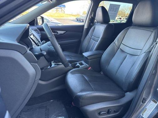 2020 Nissan Rogue SL