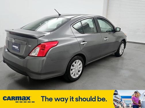 2018 Nissan Versa SV