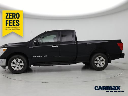 Black 2018 Nissan Titan SV