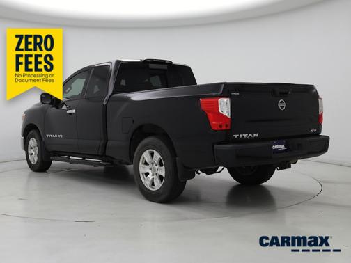 Black 2018 Nissan Titan SV