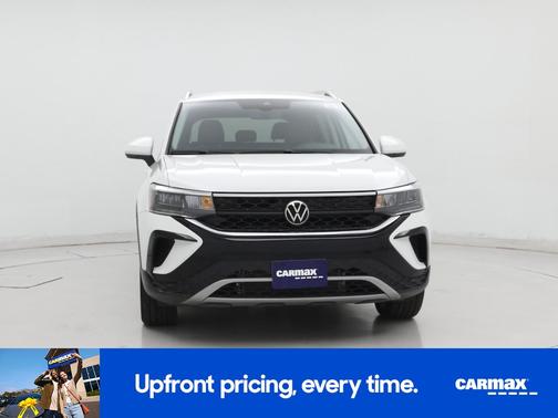 White 2024 Volkswagen Taos SE