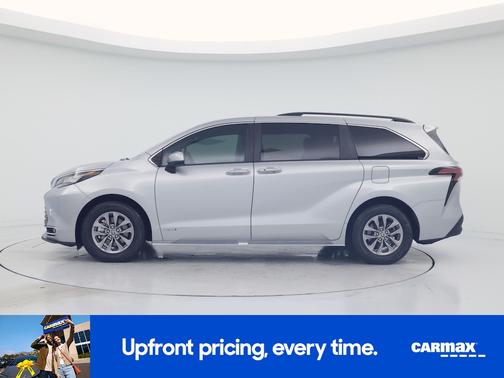 Silver 2021 Toyota Sienna XLE