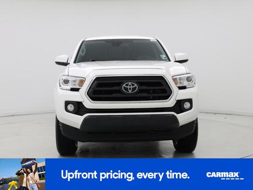 White 2022 Toyota Tacoma SR5