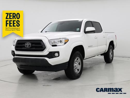 White 2022 Toyota Tacoma SR5