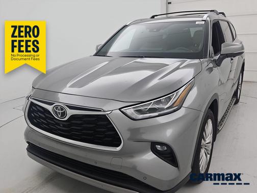 Gray 2025 Toyota Highlander Hybrid Platinum