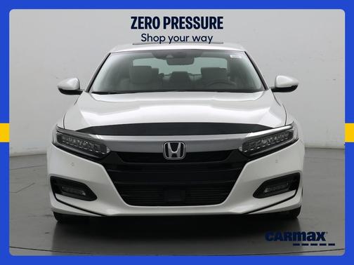 White 2018 Honda Accord Touring