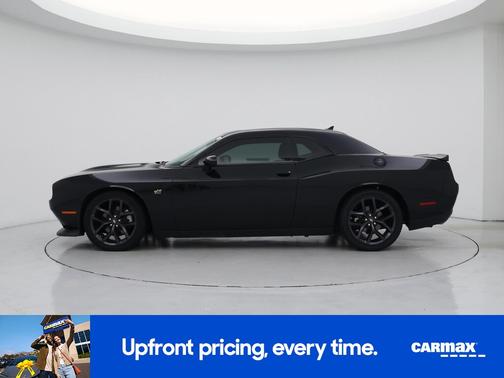 Black 2022 Dodge Challenger R/T