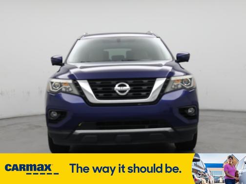 2017 Nissan Pathfinder Platinum