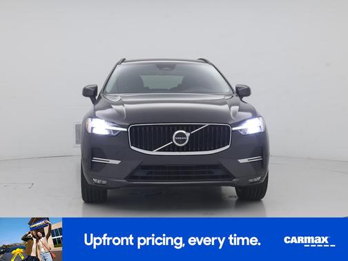 2022 Volvo XC60 B5 Momentum