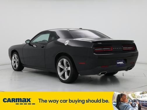 2016 Dodge Challenger SXT Plus