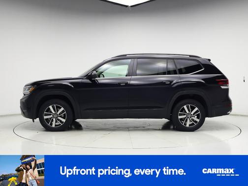 Black 2022 Volkswagen Atlas SE