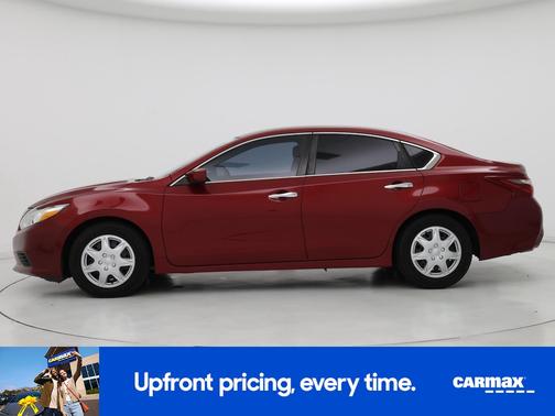 Red 2018 Nissan Altima S
