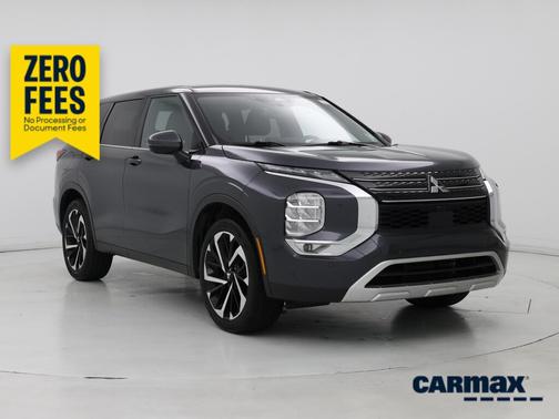 Gray 2024 Mitsubishi Outlander SE