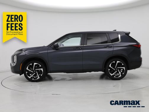 Gray 2024 Mitsubishi Outlander SE