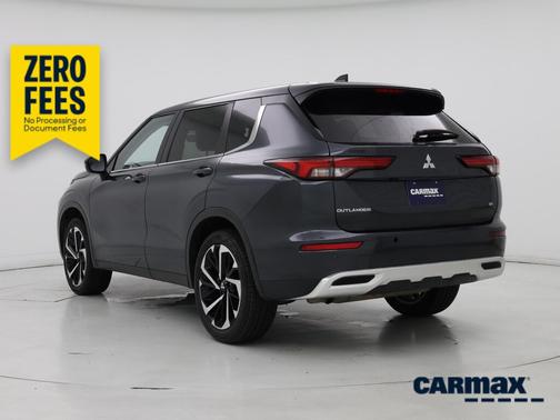 Gray 2024 Mitsubishi Outlander SE