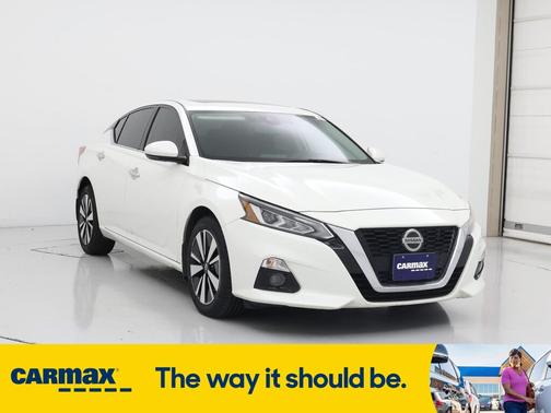 2019 Nissan Altima SV