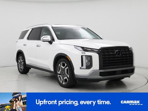 White 2023 Hyundai PALISADE Limited