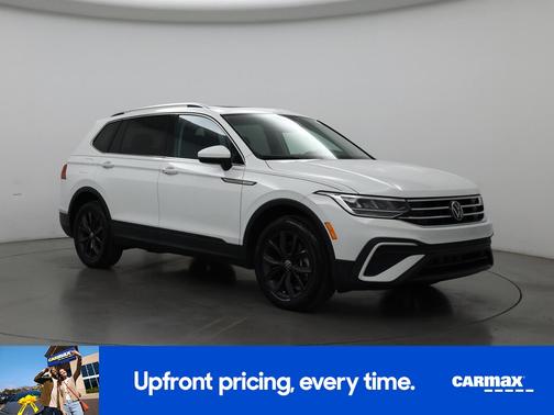 White 2024 Volkswagen Tiguan SE