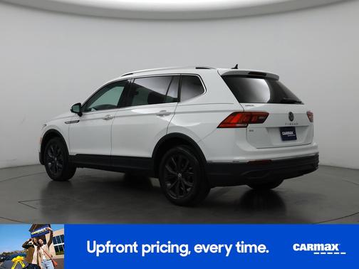 White 2024 Volkswagen Tiguan SE