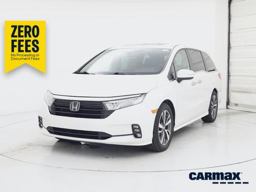 White 2023 Honda Odyssey Touring