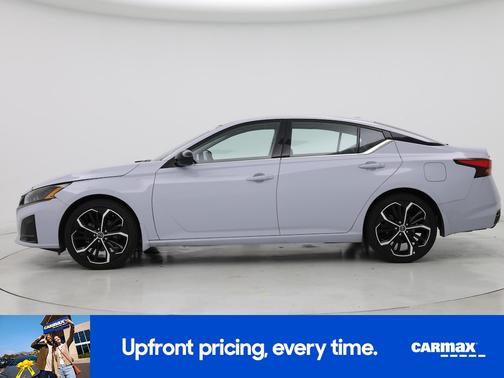 Gray 2024 Nissan Altima SR