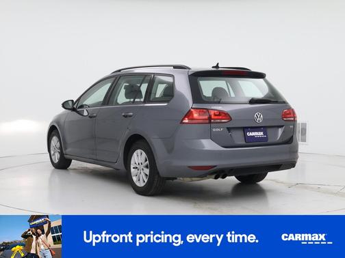 2016 Volkswagen Golf SE