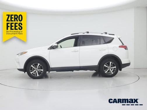 White 2018 Toyota RAV4 XLE