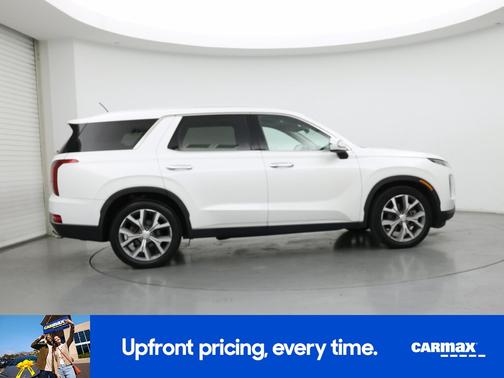 White 2022 Hyundai PALISADE SEL
