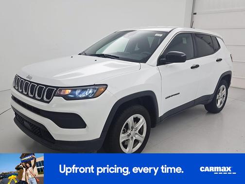 White 2023 Jeep Compass Sport
