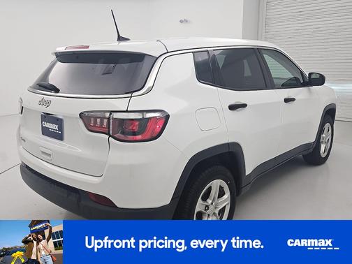 White 2023 Jeep Compass Sport