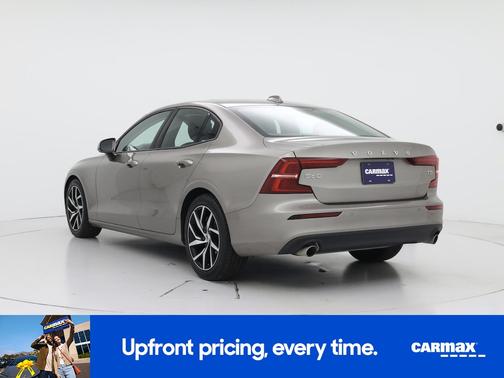 2020 Volvo S60 T5 Momentum