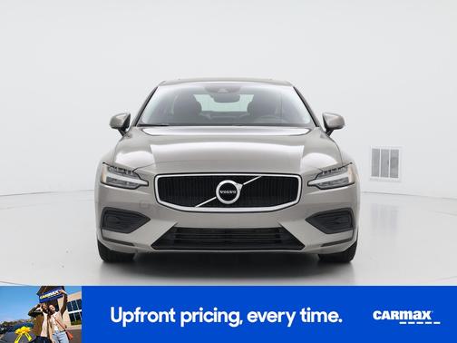 2020 Volvo S60 T5 Momentum