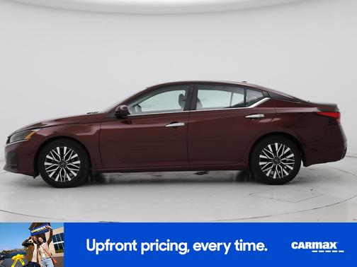 2023 Nissan Altima SV