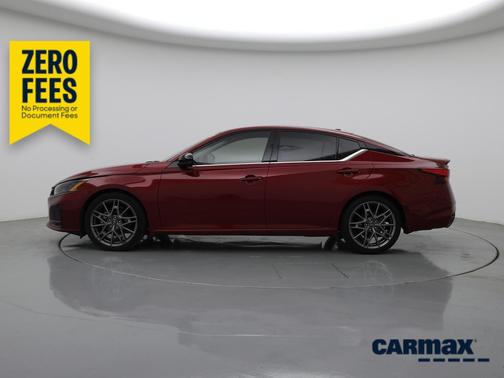 Red 2024 Nissan Altima SR