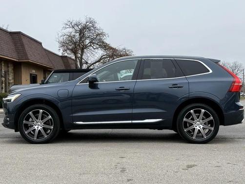 2021 Volvo XC60 Recharge Plug-In Hybrid T8 Inscription